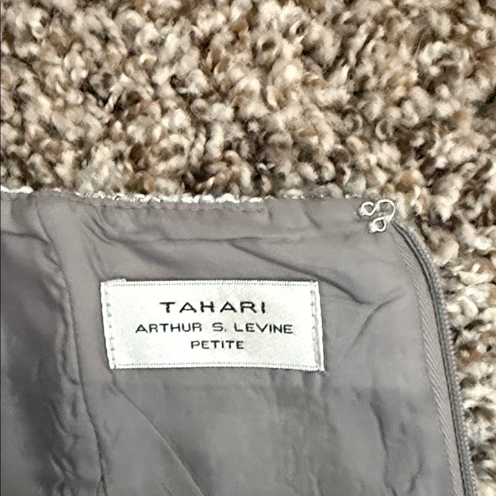 EUC Women’s Tahari Silver & Gold Tweed Skirt Suit Set - 4P - Picture 8 of 9
